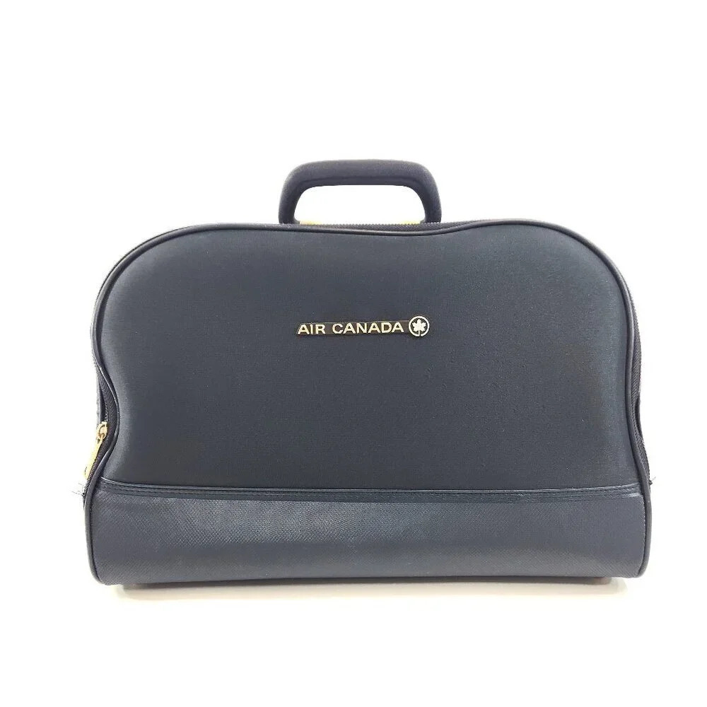 Vintage Air Canada Zippered Bag